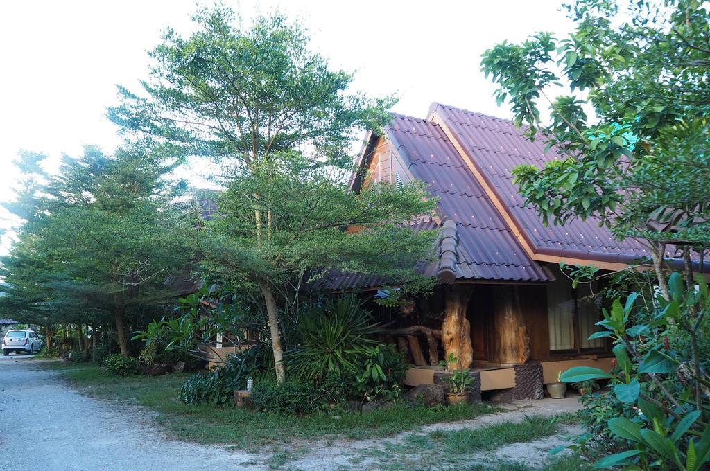 Daranee Resort Ranong Buitenkant foto