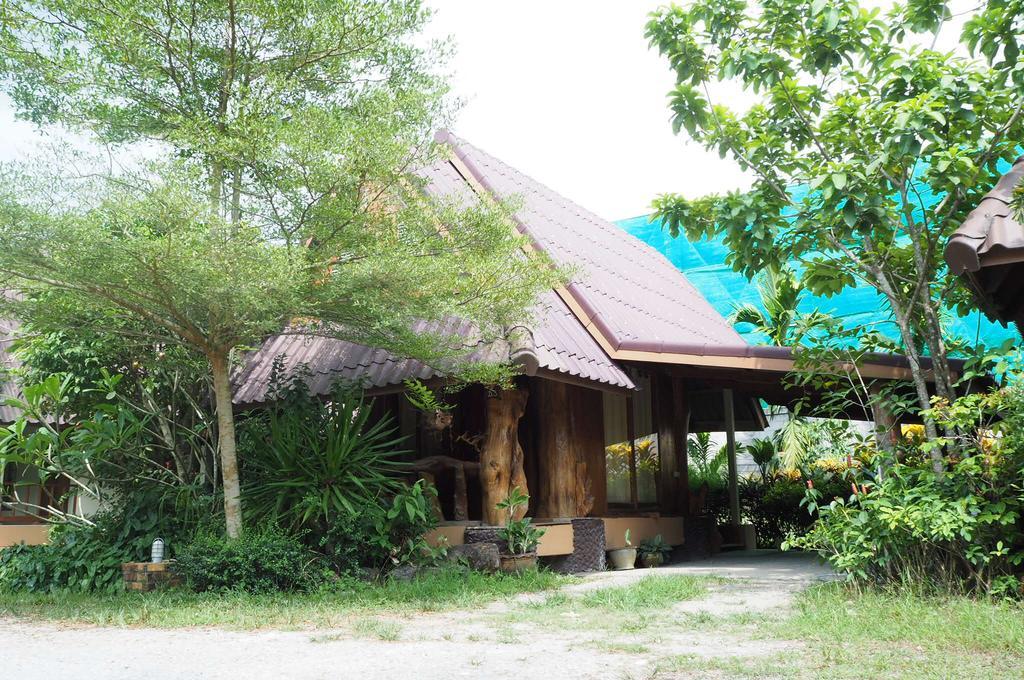 Daranee Resort Ranong Buitenkant foto